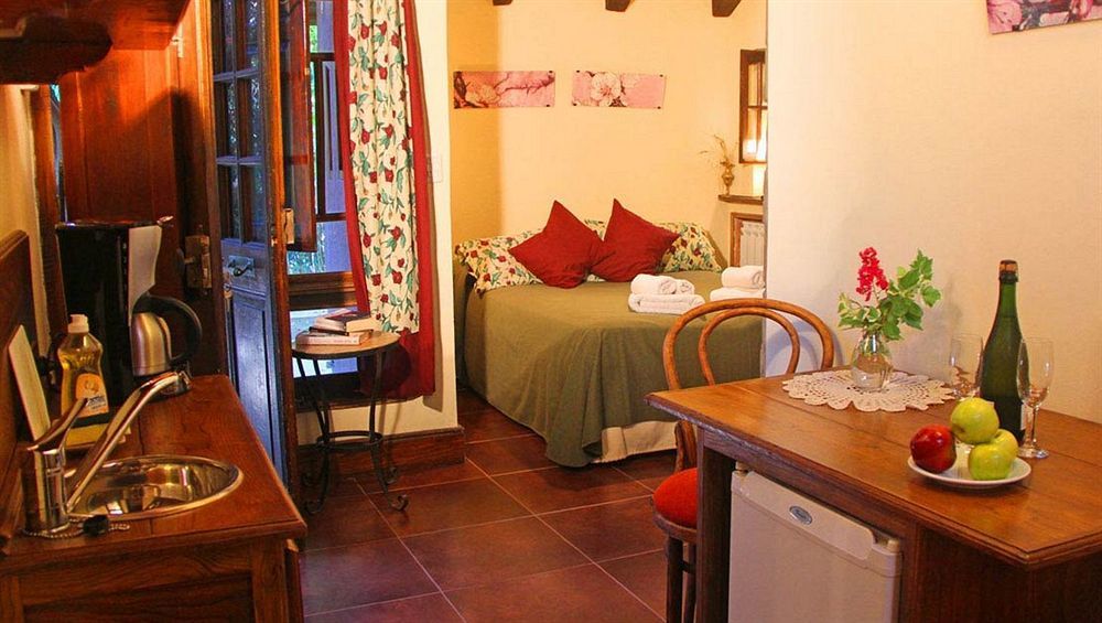 Casa Glebinias Hotell Chacras de Coria Eksteriør bilde